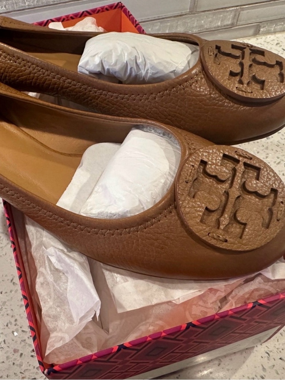 NEW TORY BURCH Women’s Tan Leather Ballet Flats